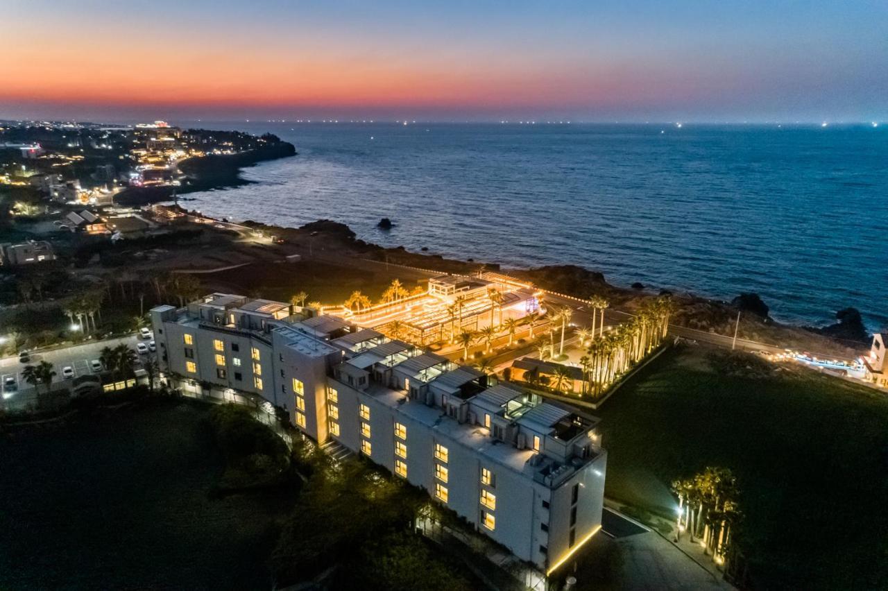 Uni Hotel Čedžu Exteriér fotografie